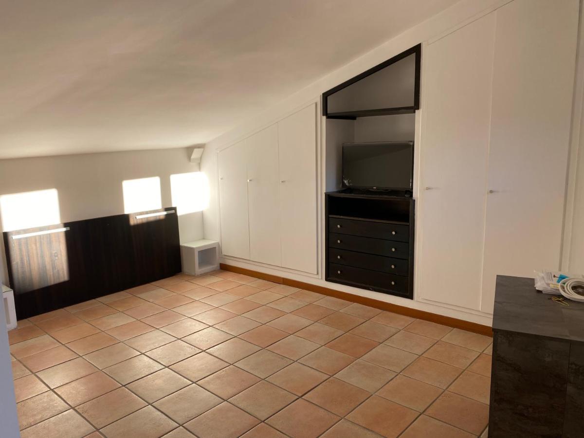 Frascati Roof 2 Apartment Luaran gambar